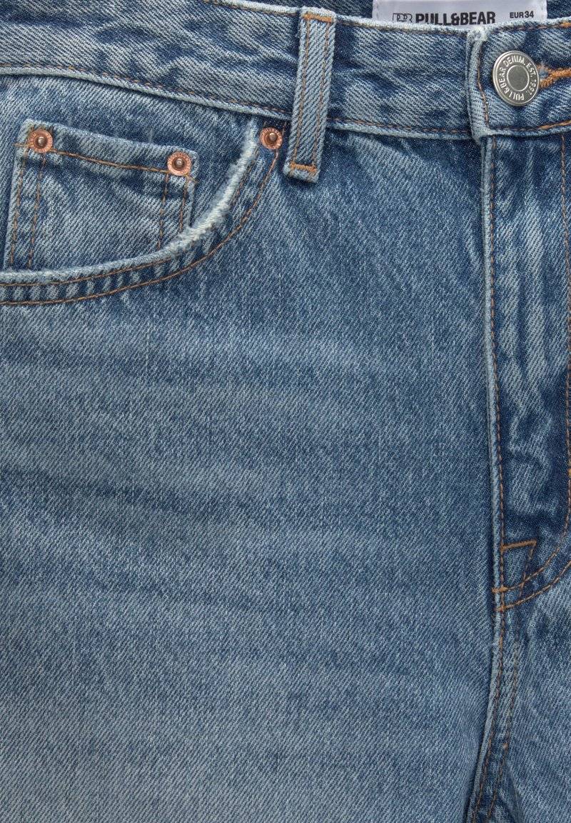 PULL&BEAR PULL&BEAR HIGH-WAIST - BERMUDA - Denim shorts - blue denim Black Friday