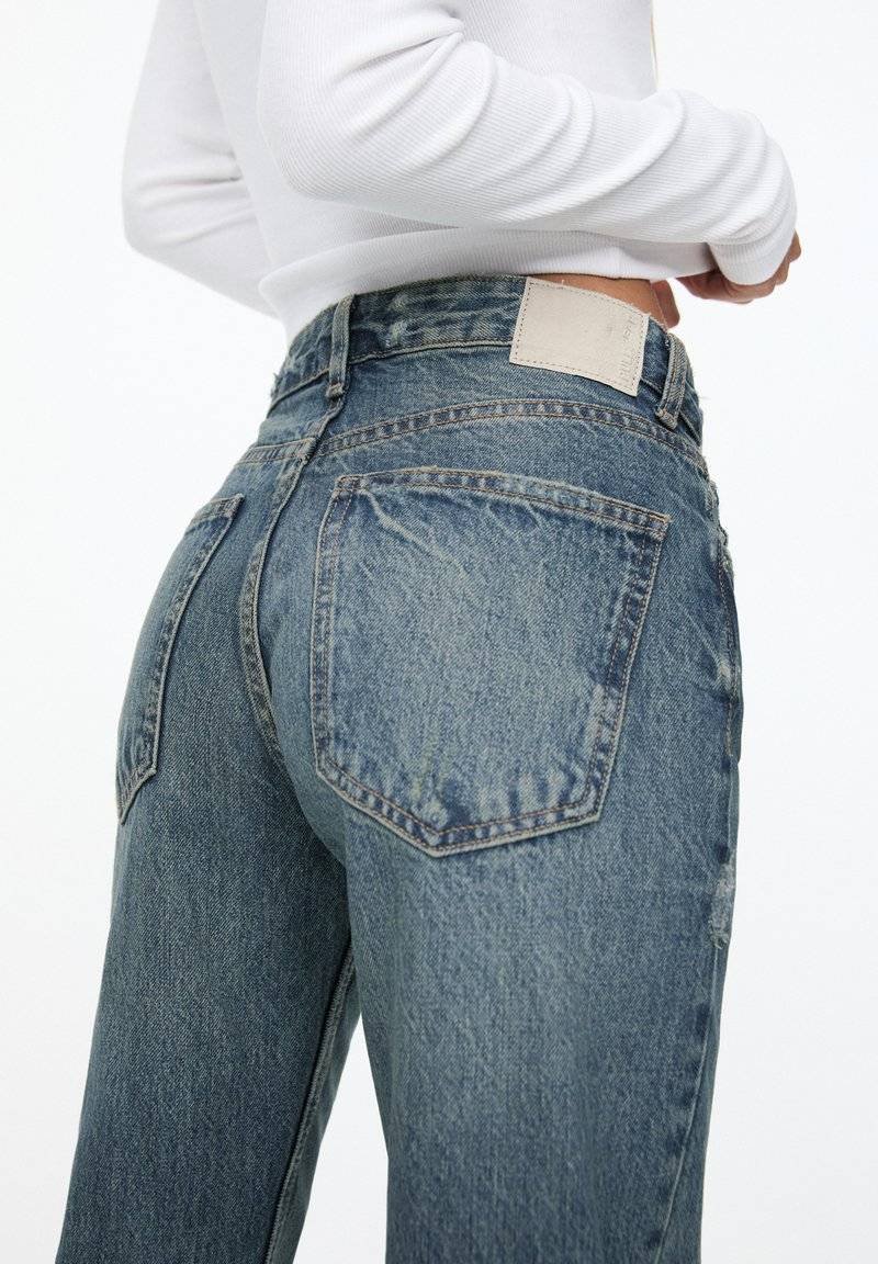 PULL&BEAR PULL&BEAR MID - Straight leg jeans - blue Weihnachtsangebot