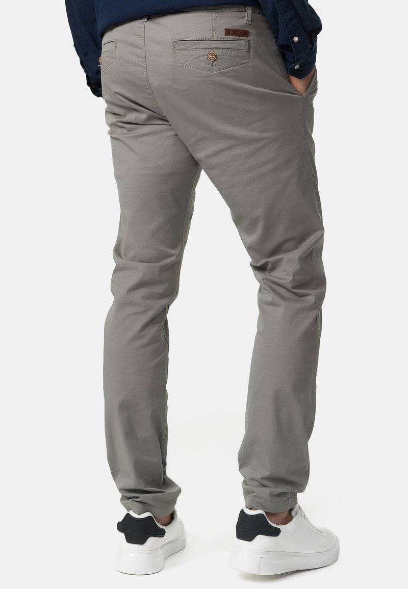 INDICODE JEANS INDICODE JEANS CHERRY - Chinos - light grey Muttertagsangebot