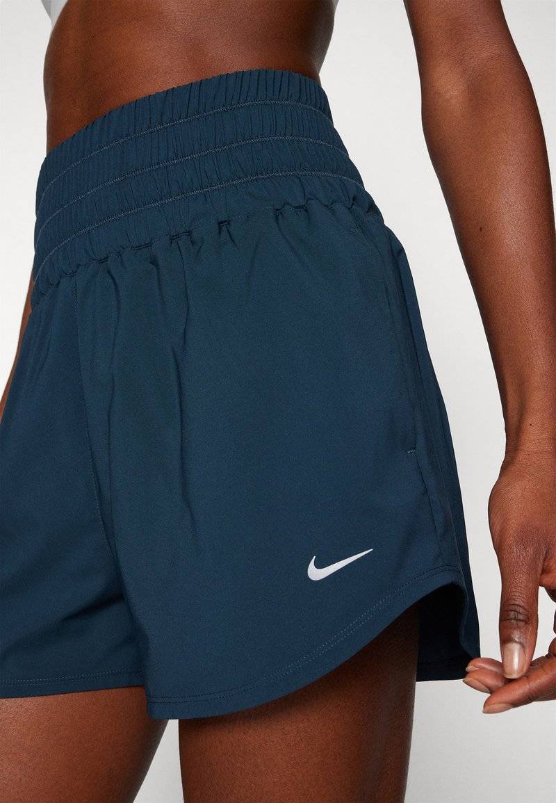 Nike Performance Nike Performance ONE - Sports shorts JETZT KAUFEN