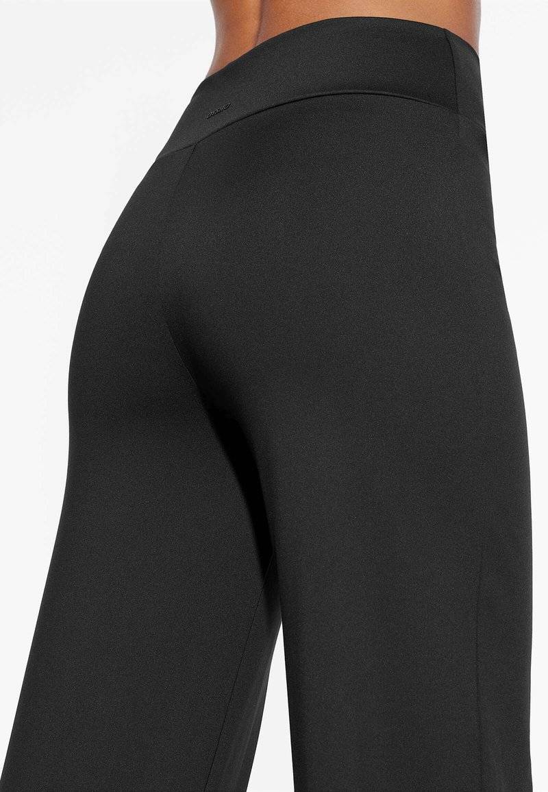 OYSHO OYSHO HIGH-RISE COMFORTLUX STRAIGHT-LEG - Trousers - black Neueste Stile