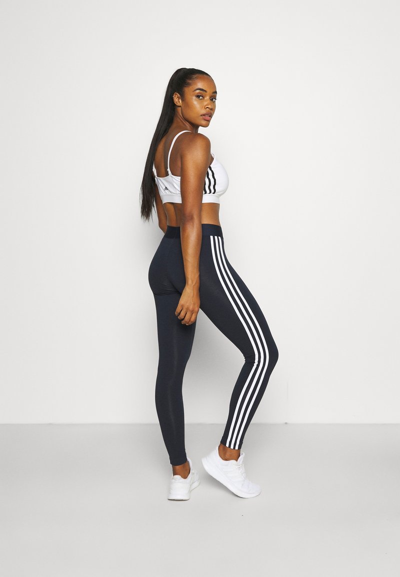 adidas Sportswear adidas Sportswear 3 STRIPES - Leggings Bis zu 65% Rabatt