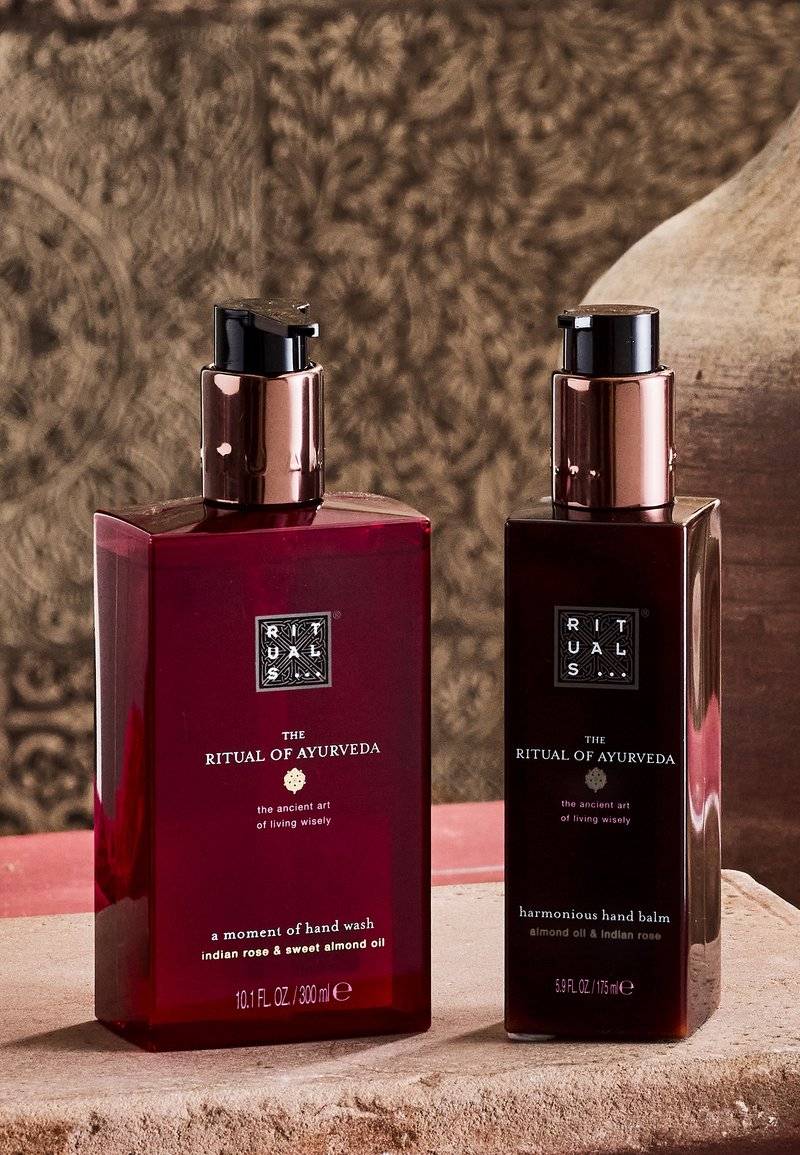 Rituals Rituals HAND WASH THE RITUAL OF AYURVEDA - SWEET & NUTTY - SWEET ALMOND & INDIAN ROSE - Liquid soap Auslauf