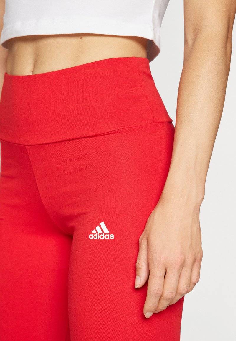 adidas Sportswear adidas Sportswear ESSENTIALS HIGH-WAISTED - Leggings - better scarlet Versandkostenfrei