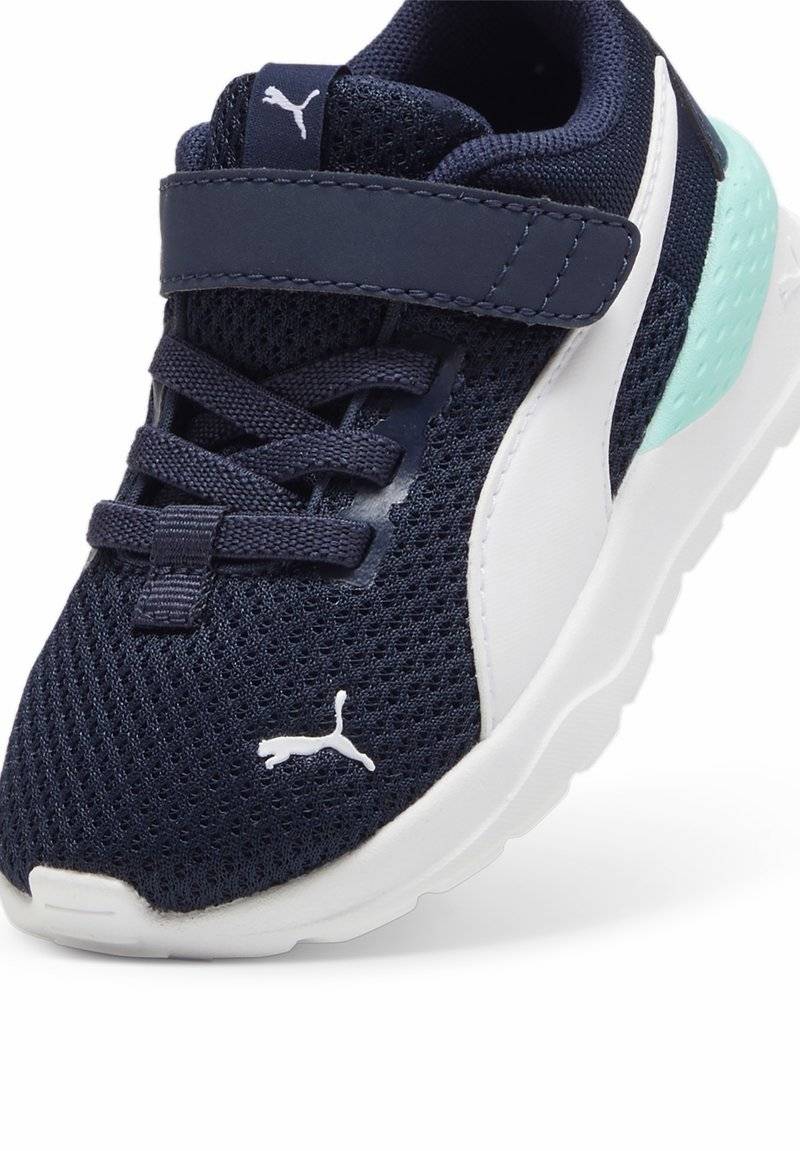 Puma Puma ANZARUN LITE - Neutral running shoes - club navy white mint Bestseller