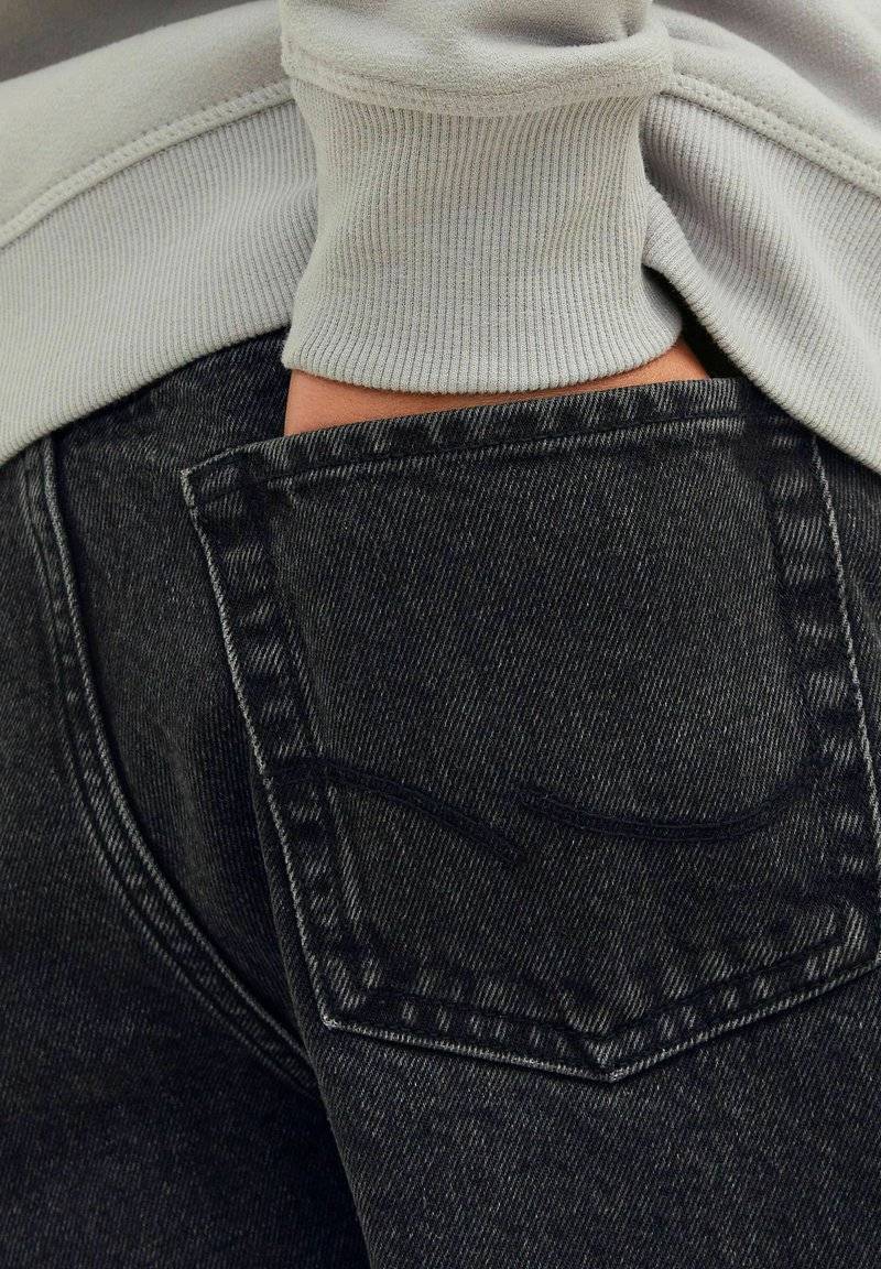Jack & Jones Junior Jack & Jones Junior ALEX ORIGINAL MF BAGGY - Flared Jeans - black denim Jubiläumsangebot