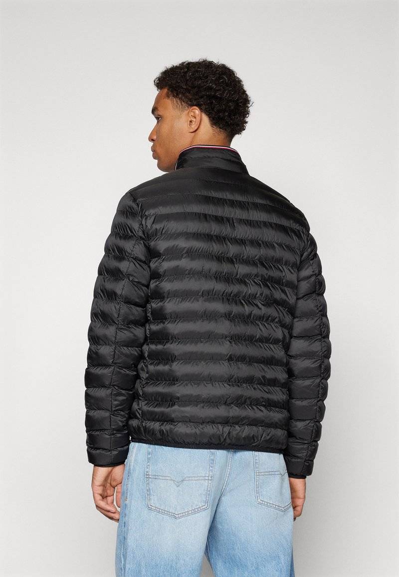 Tommy Hilfiger Tommy Hilfiger PACKABLE - Light jacket - black Online Outlet