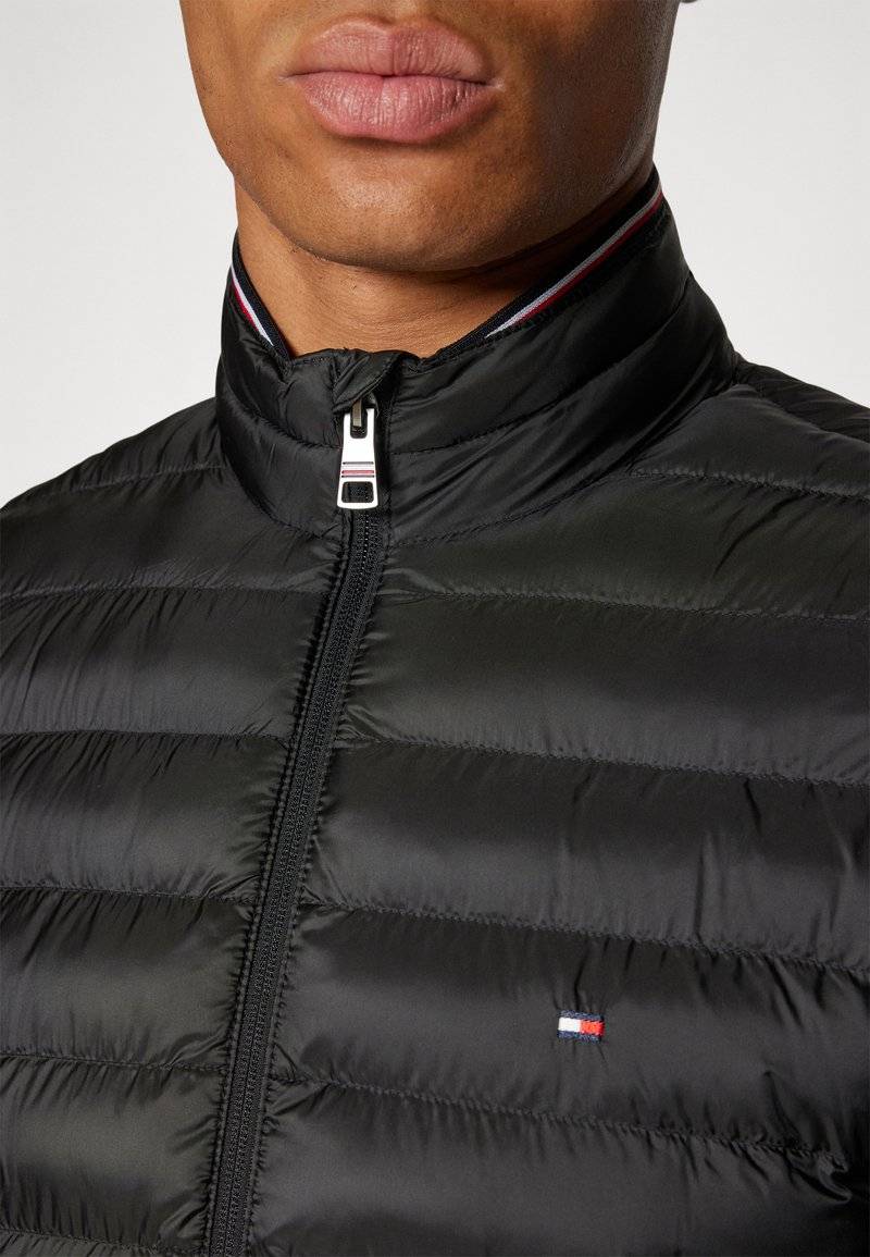Tommy Hilfiger Tommy Hilfiger PACKABLE - Light jacket - black Online Outlet