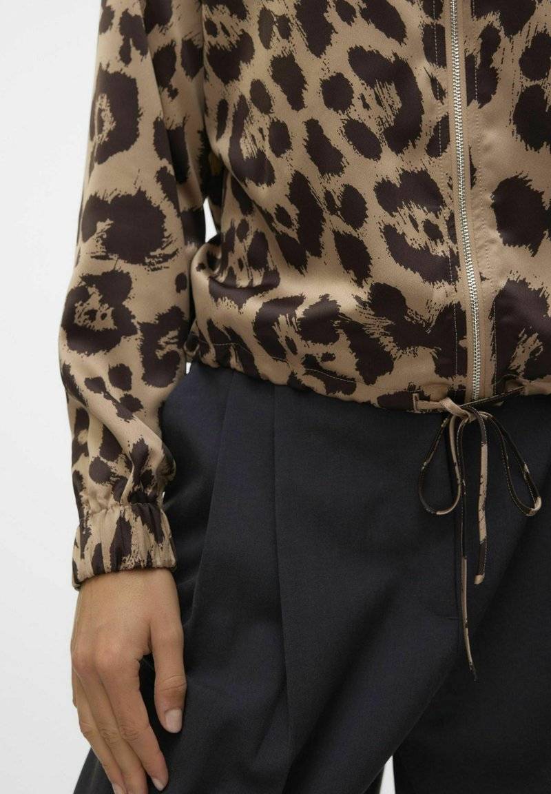 Vero Moda Vero Moda VMMERLE MANTEL - Summer jacket - silver mink Kauf eins, bekomm eins gratis