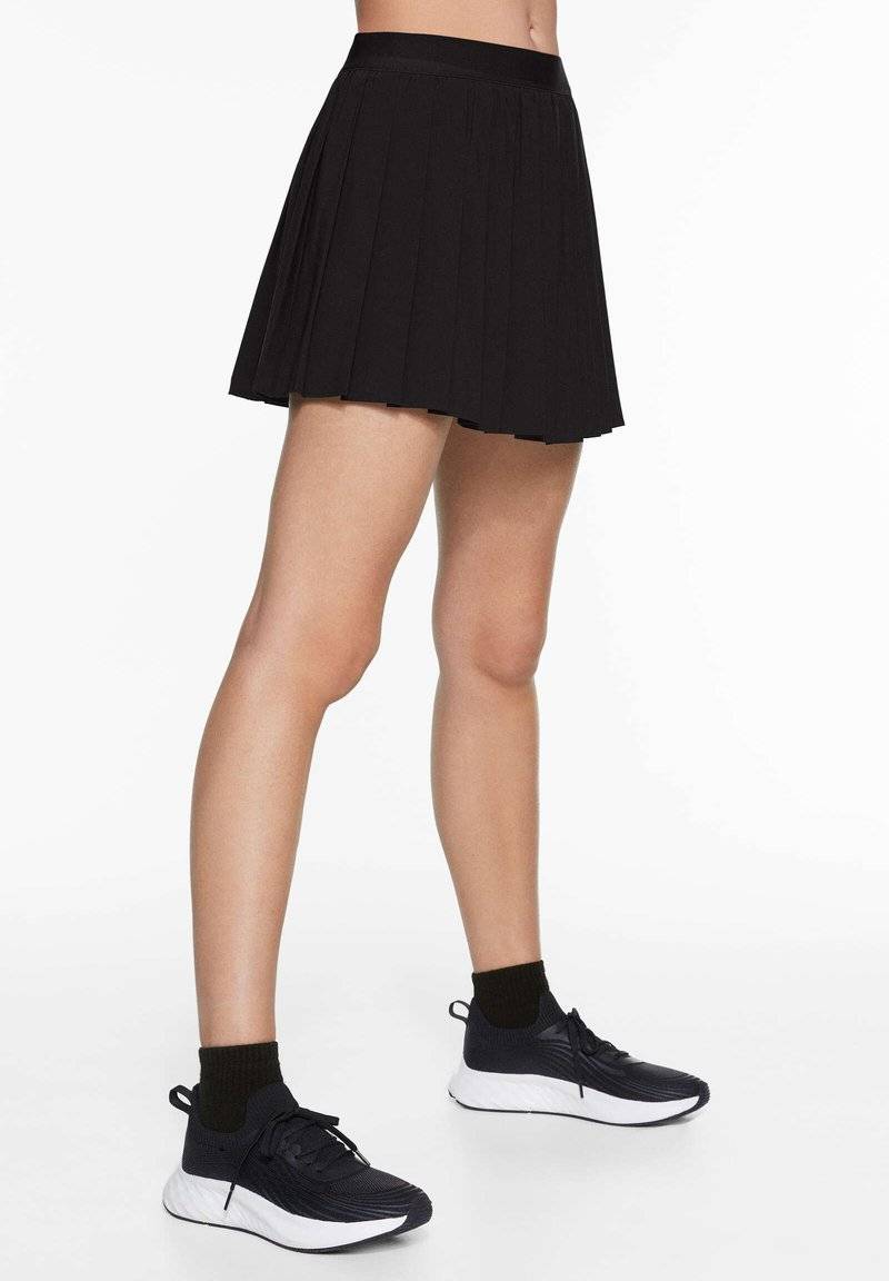 OYSHO OYSHO PLEATED COMPRESSIVE - Sports skirt - black Kostenlose Rückgabe