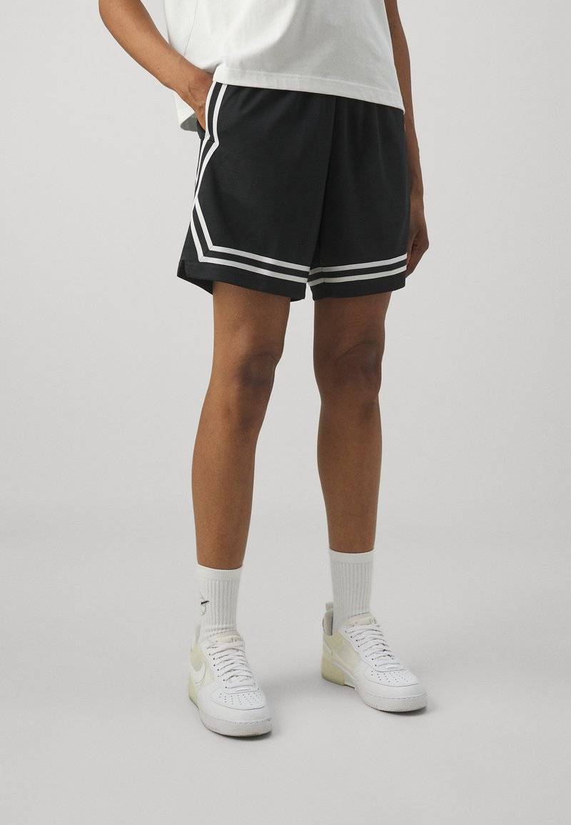 Nike Performance Nike Performance CROSSOVER SHORT - Sports shorts - black black white Bis zu 55% Rabatt