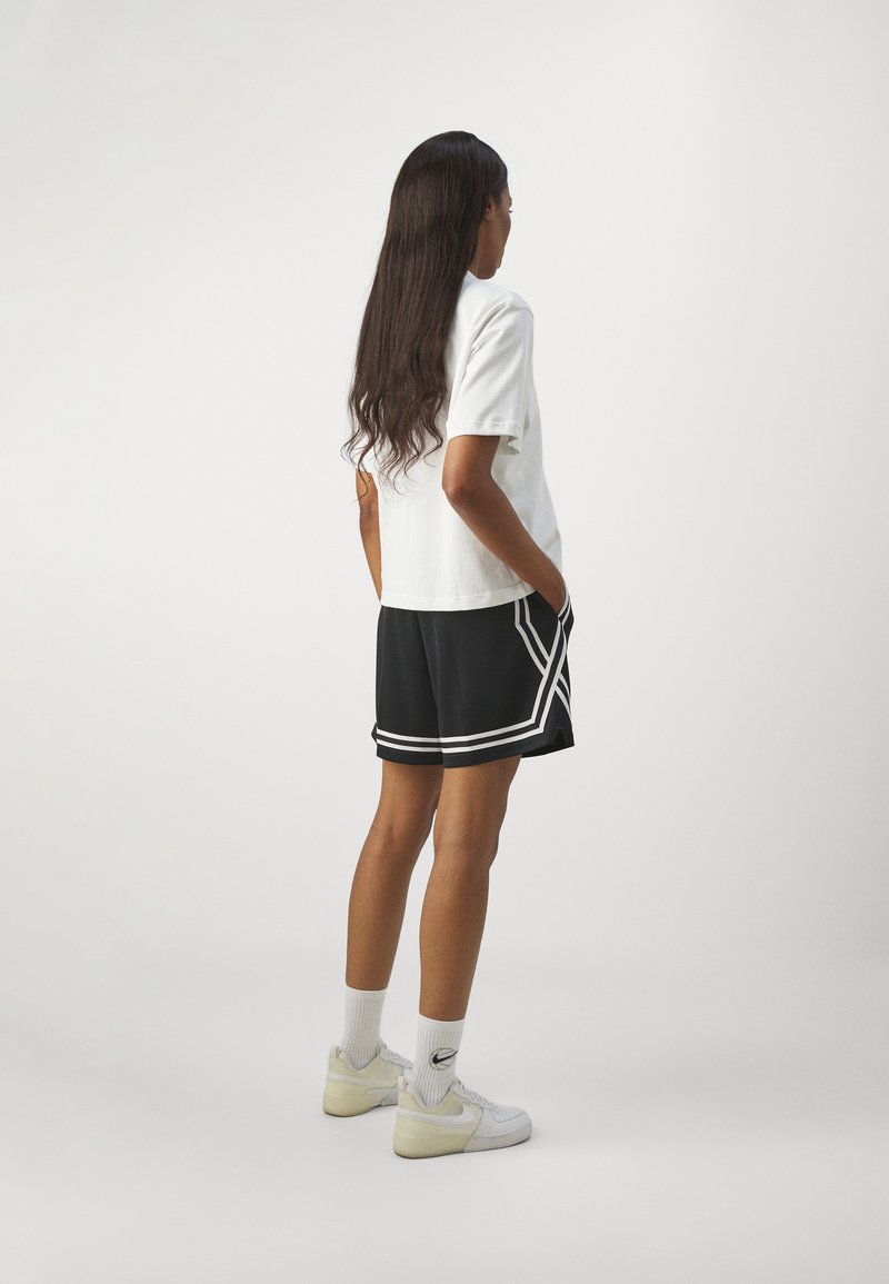 Nike Performance Nike Performance CROSSOVER SHORT - Sports shorts - black black white Bis zu 55% Rabatt
