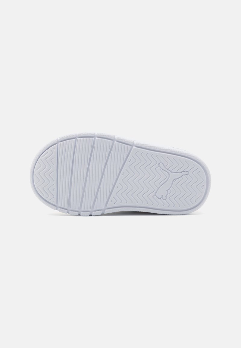 Puma Puma COURTFLEX V3 UNISEX - Walking trainers Discount Store für neue Produkte