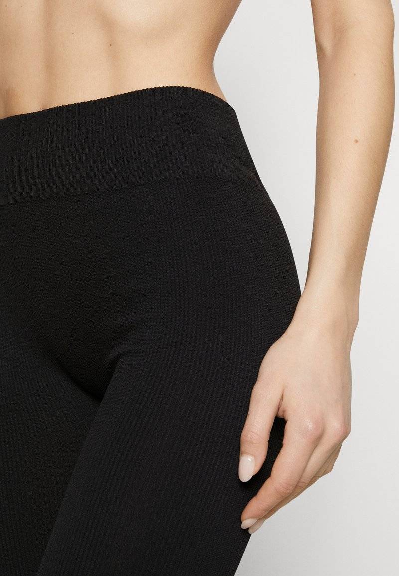 ONLY Play ONLY Play ONPJAIA LIFE HW SEAM NOOS - Shorts - black Super Rabatt
