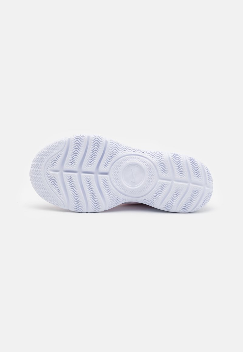 Nike Performance Nike Performance FLEX 3 - Competition running shoes Blitzangebot