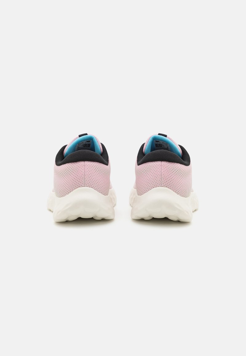 New Balance New Balance 520V8 UNISEX - Competition running shoes - mid century pink Neuheiten