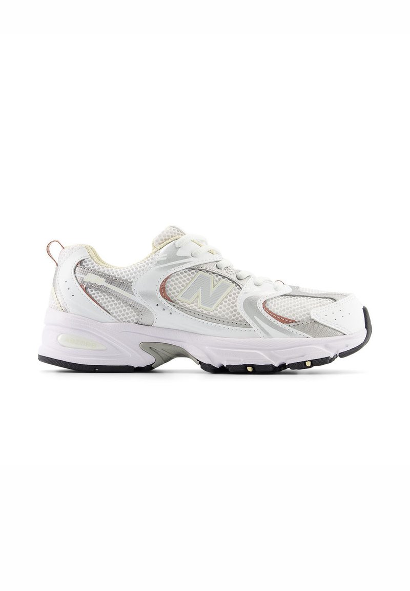 New Balance New Balance 530 - Stability running shoes - white Räumungsverkauf