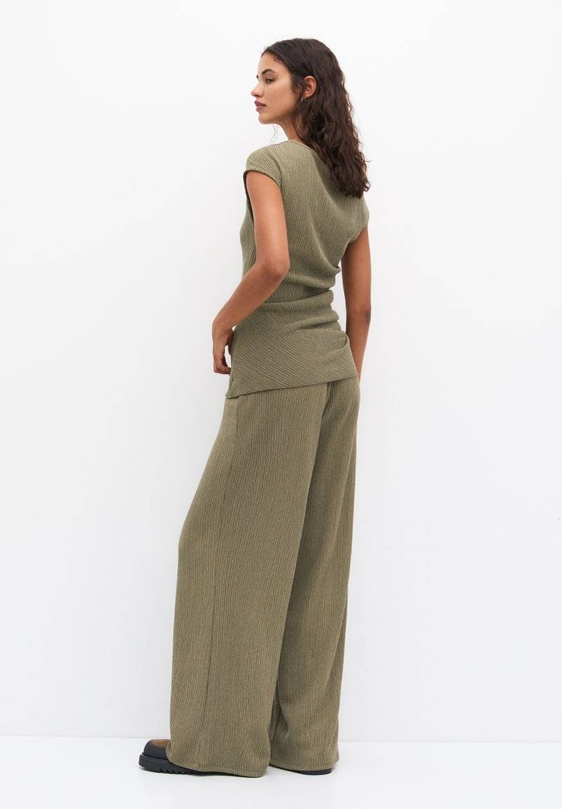 PULL&BEAR PULL&BEAR GATHERED SLEEVELESS - Blouse - khaki Discount Store für neue Produkte