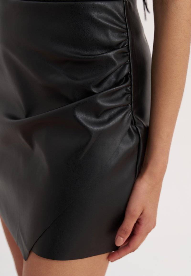 Even&Odd Even&Odd Mini skirt - black Super Rabatt