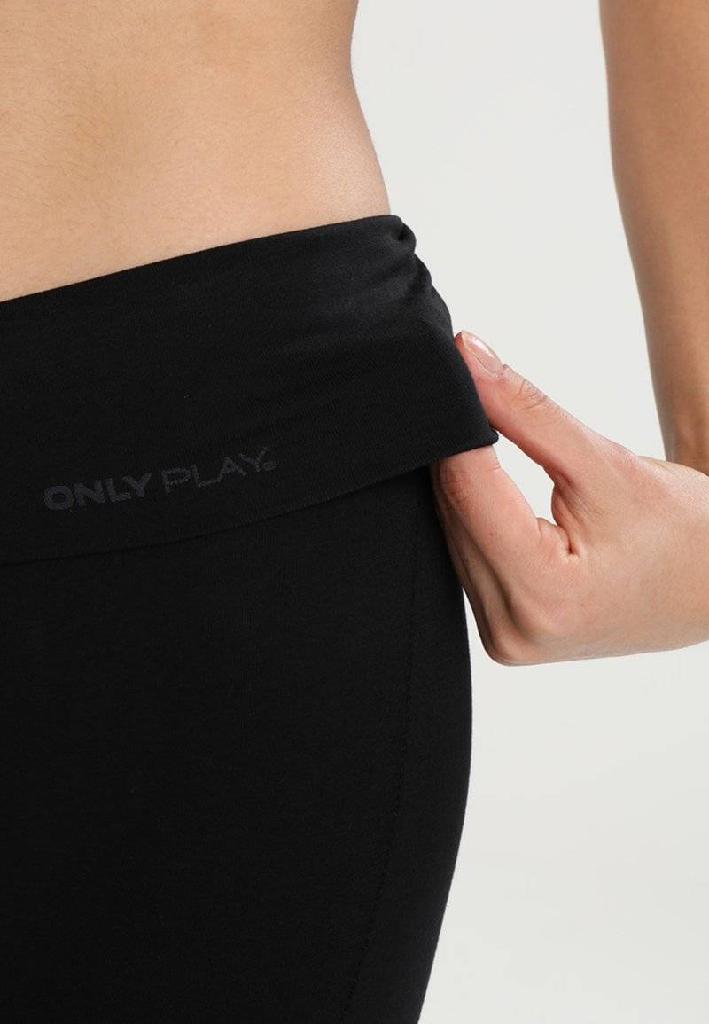ONLY Play ONLY Play ONPFOLD - 3/4 sports trousers - black Lagerräumung