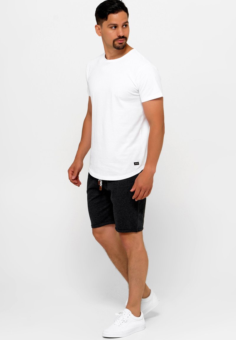 INDICODE JEANS INDICODE JEANS ALDRICH - Shorts - black mix Super Sparpreis