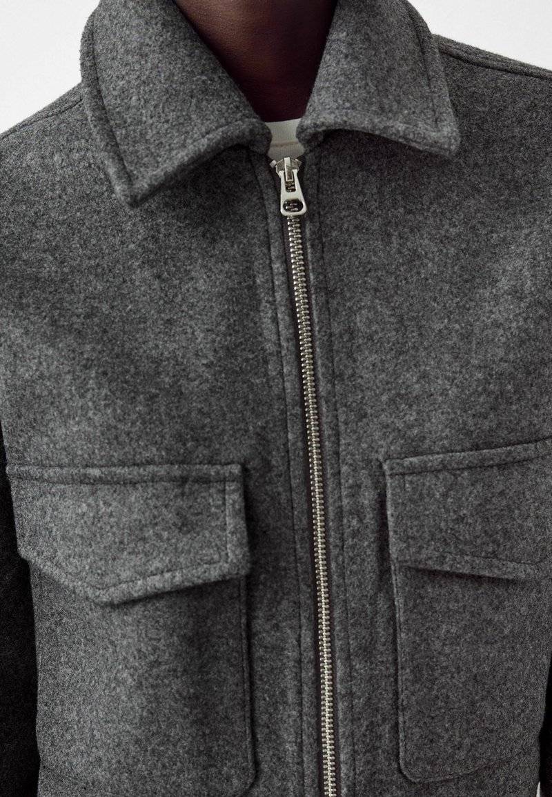 Bershka Bershka Summer jacket - blue grey Sonderangebot der Fabrik