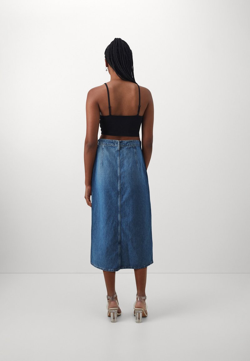 ONLY ONLY ONLCECE MIDI BUTTON SKIRT - A-line skirt - medium blue denim Super Rabatt