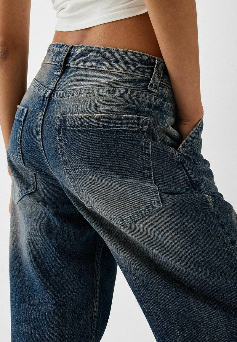 Bershka Bershka Relaxed fit jeans - dark blue Kostenloser Versand international