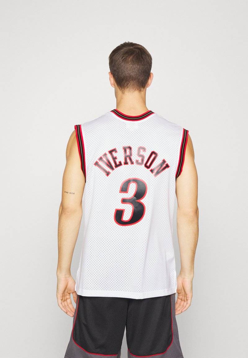 Mitchell & Ness Mitchell & Ness NBA ALLEN IVERSON PHILADELPHIA 76ERS SWINGMAN HOME - Club wear - white Zeitlich begrenztes Angebot