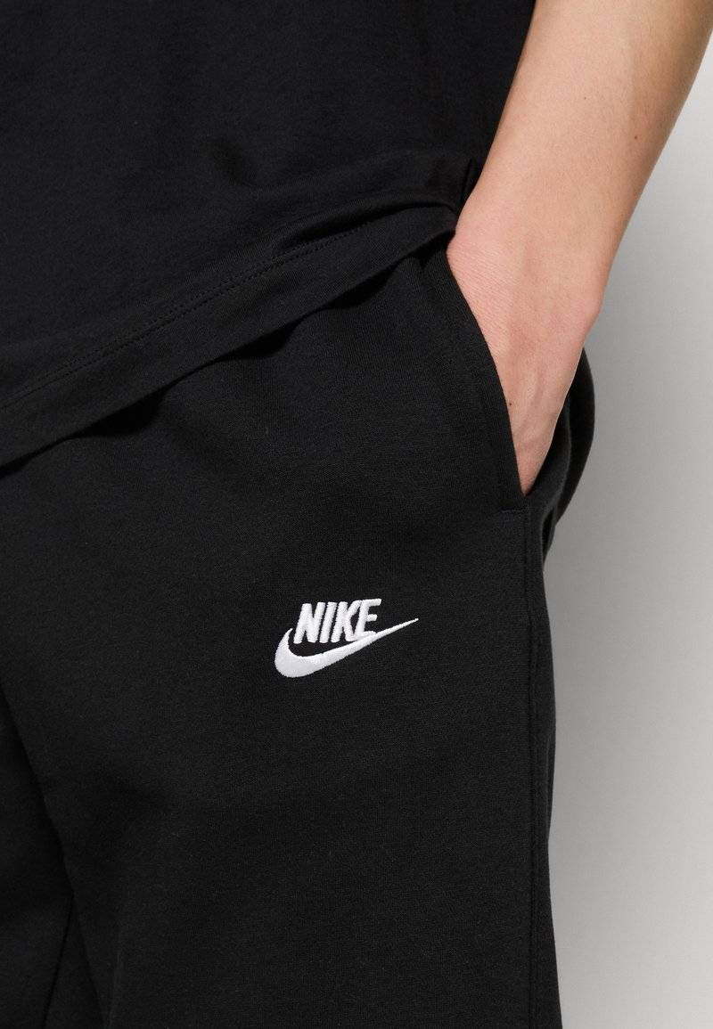 Nike Sportswear Nike Sportswear CLUB CF BB - Tracksuit bottoms - black Super Sparpreis