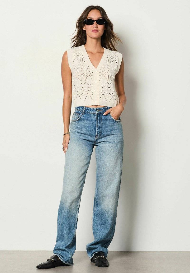Etam Etam FOLIO - Waistcoat - ecru Bis zu 60% Rabatt