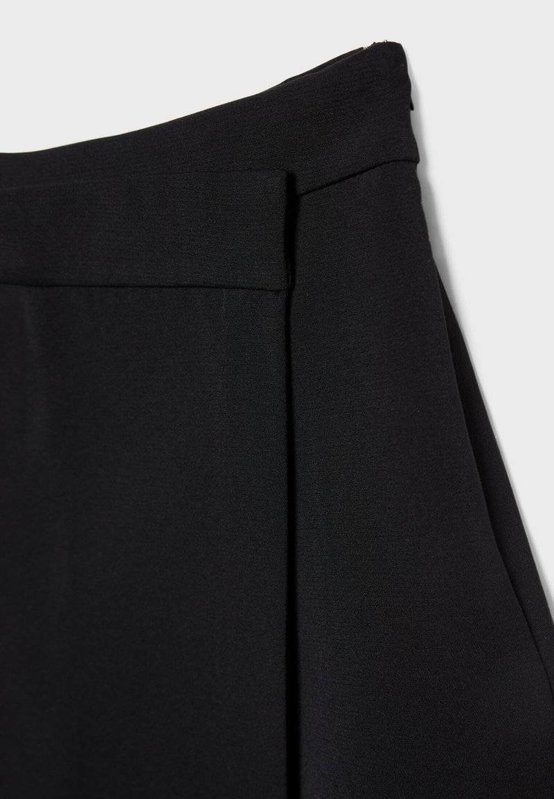 Stradivarius Stradivarius A-line skirt - black Kostenloser Versand international
