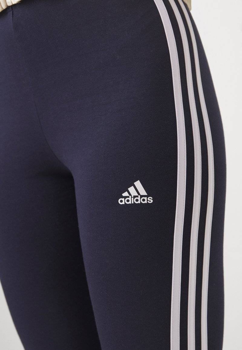adidas Sportswear adidas Sportswear ESSENTIALS 3 STRIPES HIGH WAISTED - Leggings Speichern exportieren