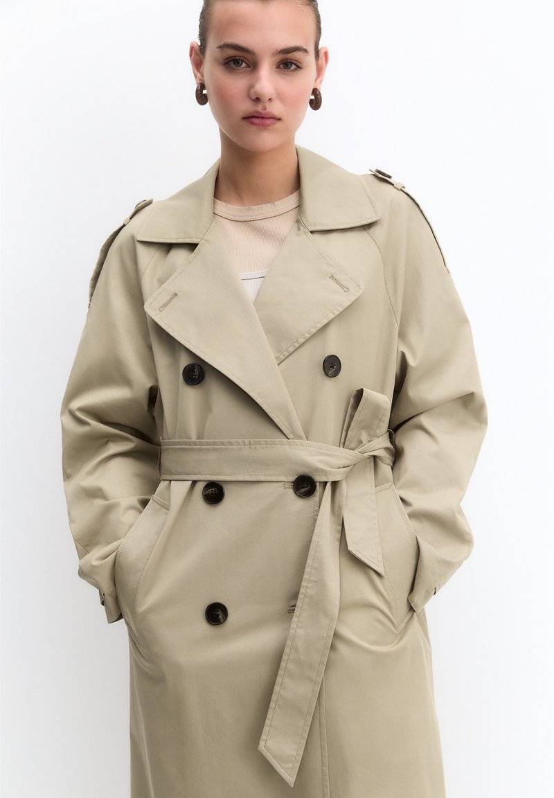 PULL&BEAR PULL&BEAR BASIC - Trenchcoat - beige Im Verkauf