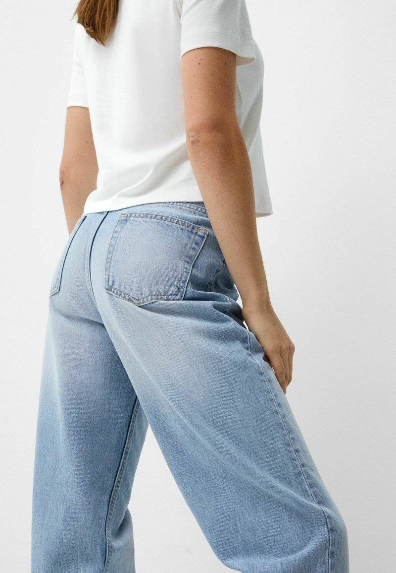 Bershka Bershka MOM - Straight leg jeans zollfrei