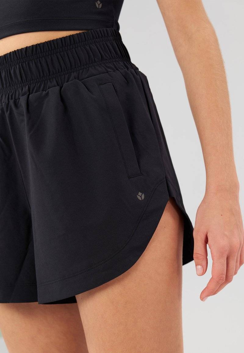 Even&Odd active Even&Odd active Sports shorts - black Limitierter Zeitrabatt