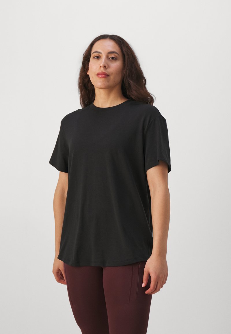 Nike Performance Nike Performance ONE RELAXED TOP - Sports T-shirt - black Flash Sale