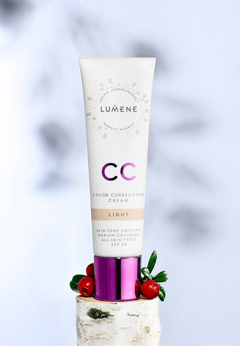 Lumene Lumene CC COLOR CORRECTING CREAM FAIR - Foundation - light Blitzangebot