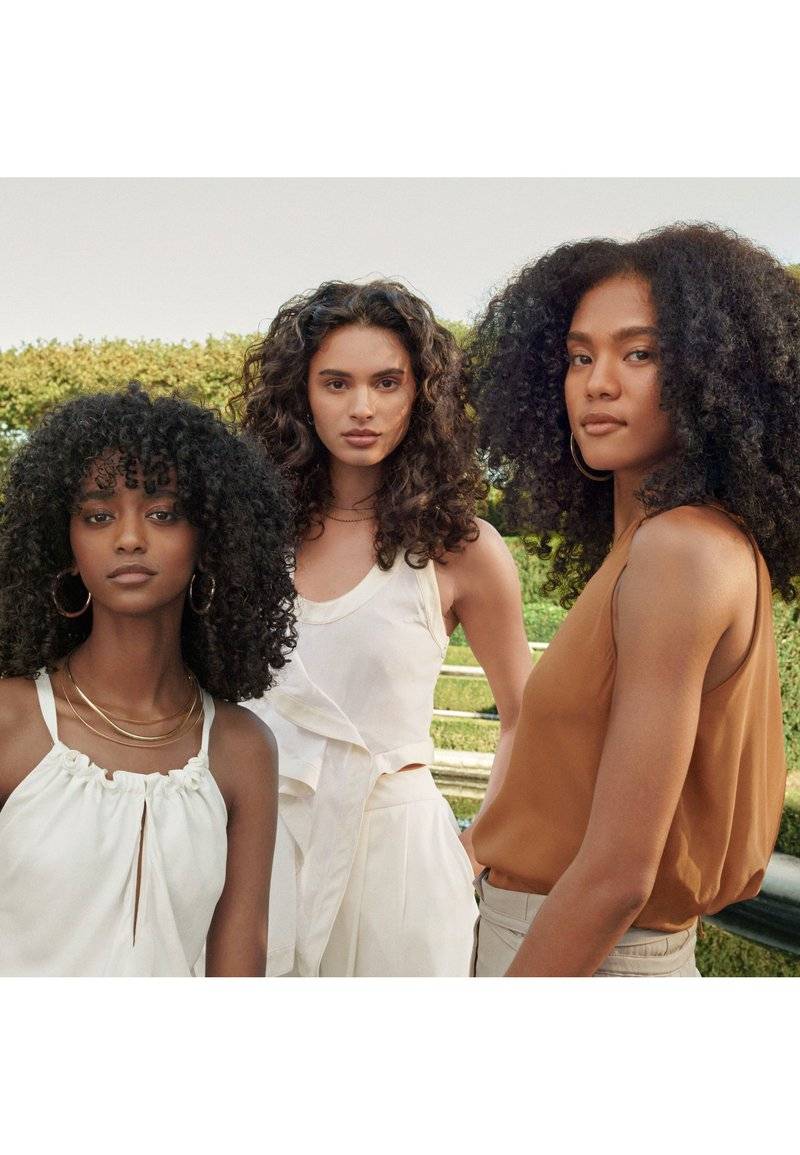 Aveda Aveda BE CURLY ADVANCED™ COIL DEFINER GEL - Hair styling Wochenangebot