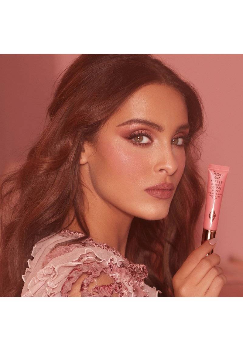 Charlotte Tilbury Charlotte Tilbury PILLOW TALK MATTE BEAUTY BLUSH WAND - Blusher - pillow talk Meist gekauft