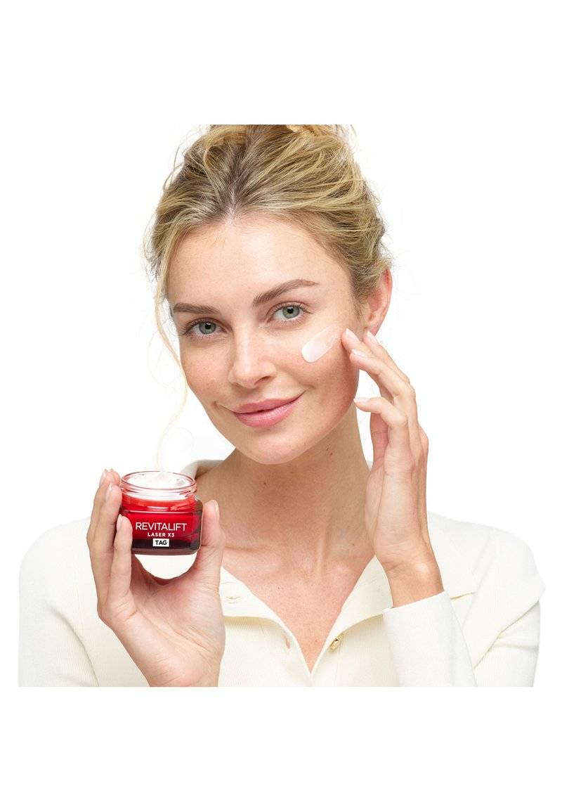 L'Oréal Paris Skin L'Oréal Paris Skin REVITALIFT LASER DAYCREAM - Face cream Preisnachlass