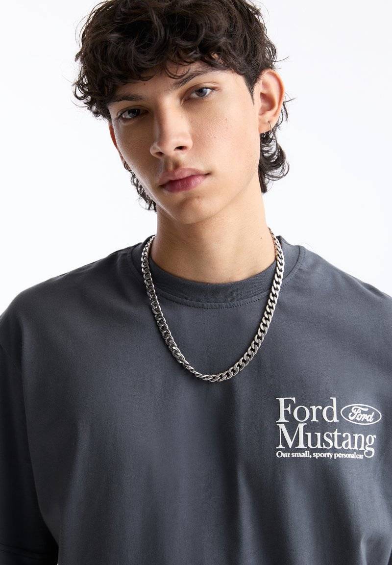 PULL&BEAR PULL&BEAR FORD SHORT SLEEVE - Print T-shirt - grey Weihnachtsangebot