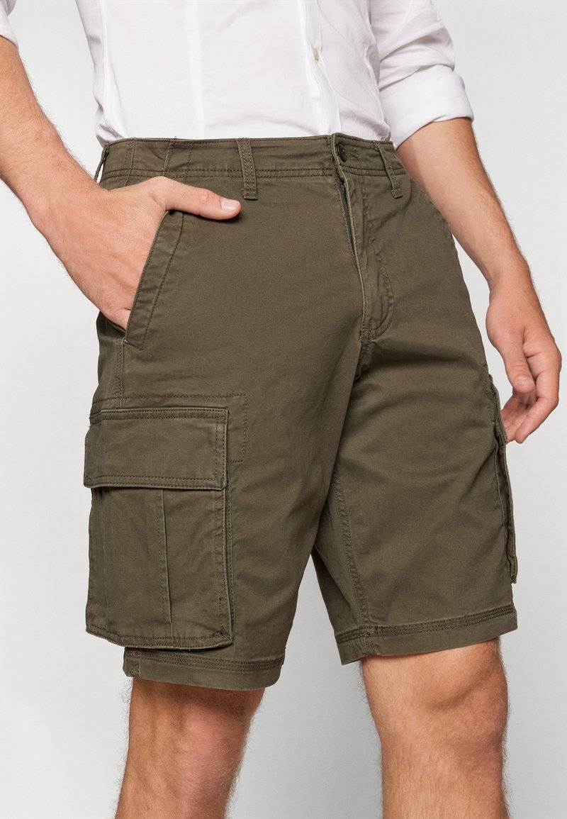 GAP GAP CARGO - Shorts - black moss Super Sparpreis