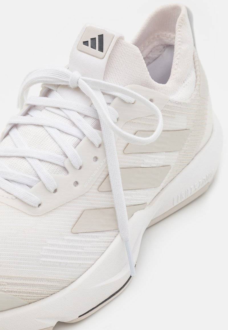adidas Performance adidas Performance RAPIDMOVE ADVENTURE TRAINER - Training shoe Vierteljährliche Förderung