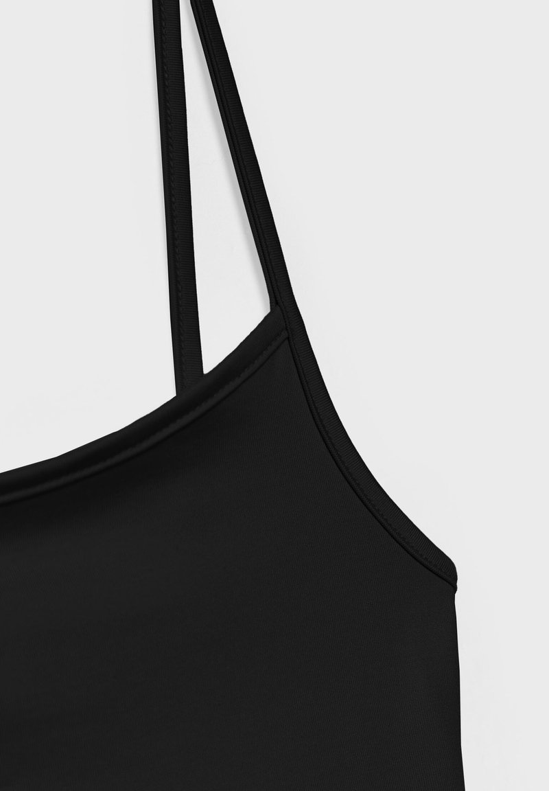 Stradivarius Stradivarius 2-PACK OF STRAPPY CROP - Top - black Valentinstagsangebot