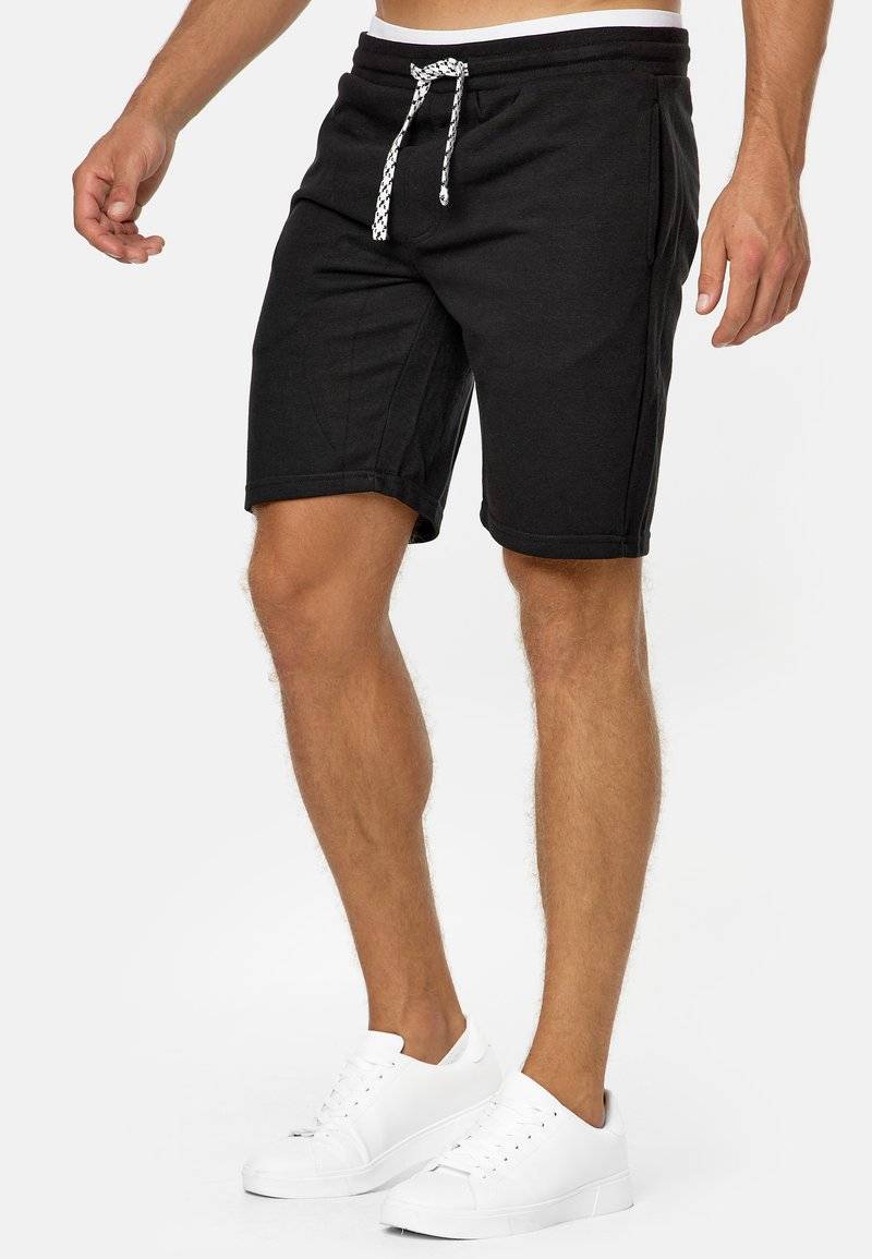 INDICODE JEANS INDICODE JEANS ALDRICH - Shorts - black Letzte 3 Tage