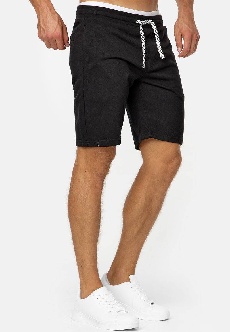 INDICODE JEANS INDICODE JEANS ALDRICH - Shorts - black Letzte 3 Tage