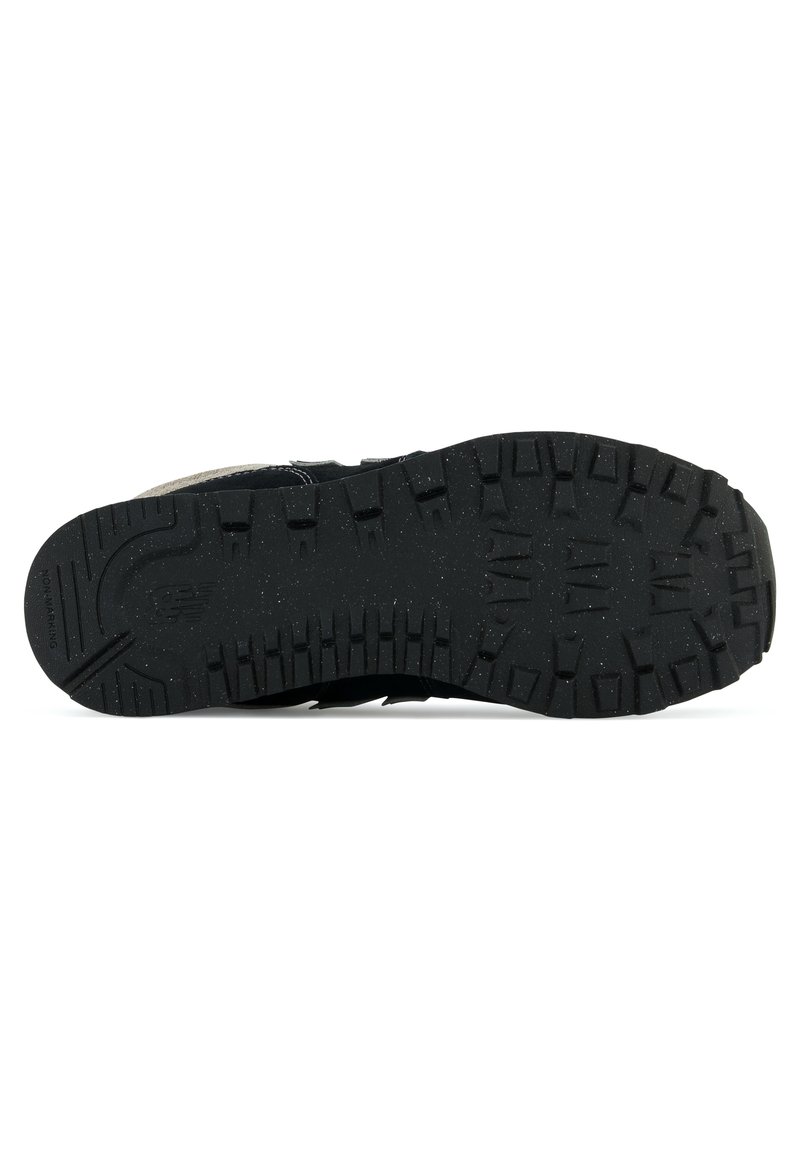 New Balance New Balance 574 UNISEX - Trainers - black white Günstig kaufen