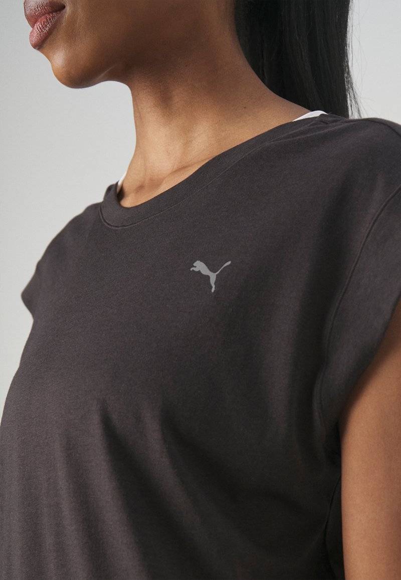 Puma Puma STUDIO FOUNDATIONS TEE - Sports T-shirt - black Heißer Verkauf