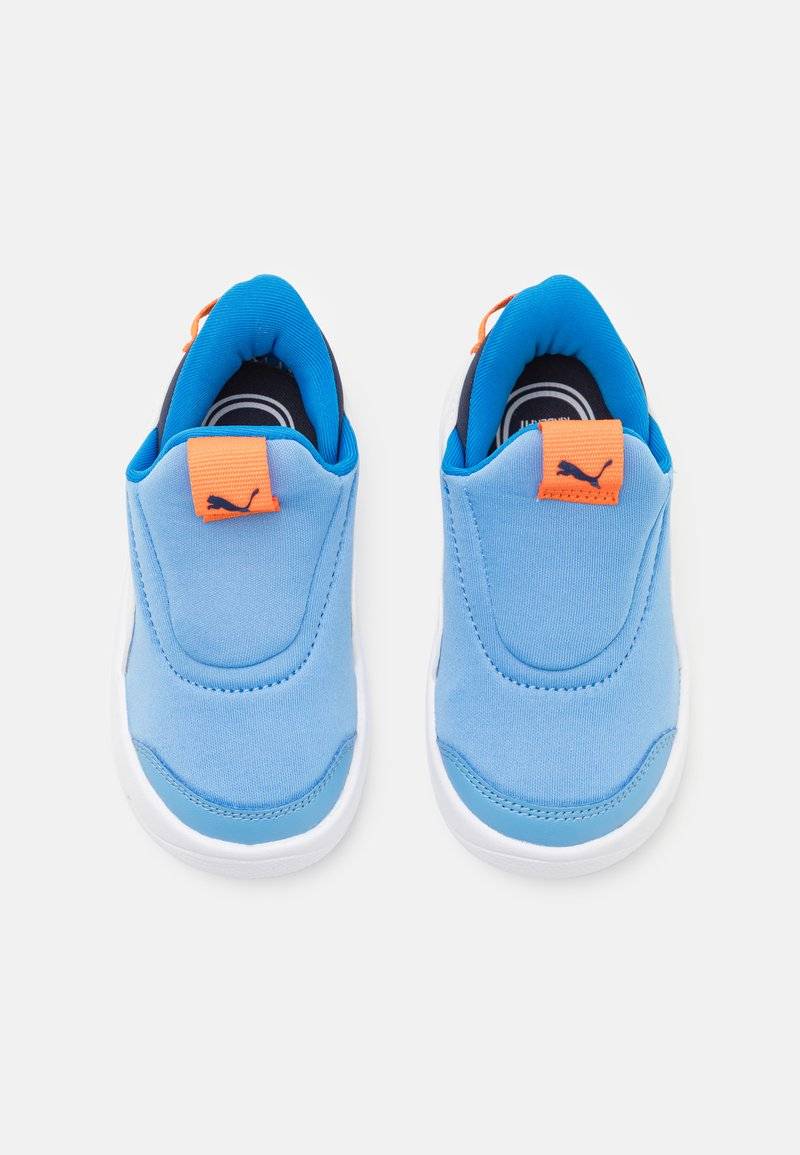 Puma Puma COURTFLEX V3 EASE IN UNISEX - Training shoe Bestseller